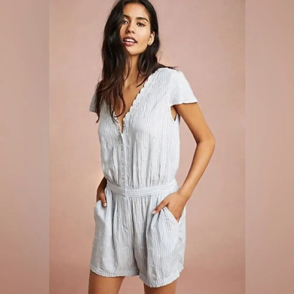 FLOREAT by ANTHROPOLOGIE Striped Eyelet Romper in Navy‎ Marin - Picture 1 of 8